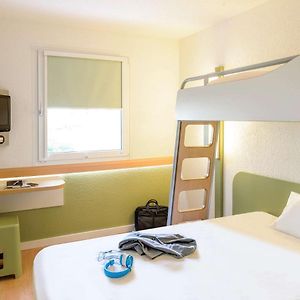 Camera standard con letto king size